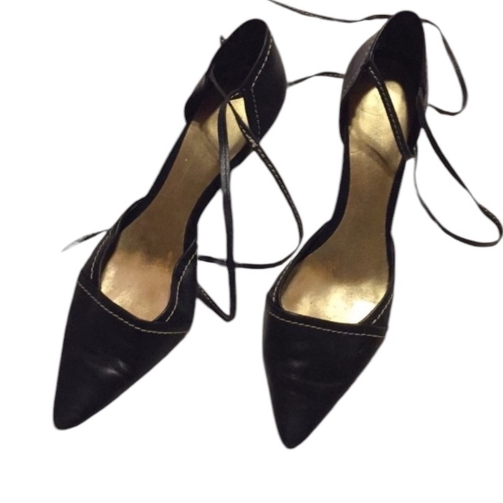 Nine West size 10 black pointed toe pumps with ties at ankle rubber no slip heel
